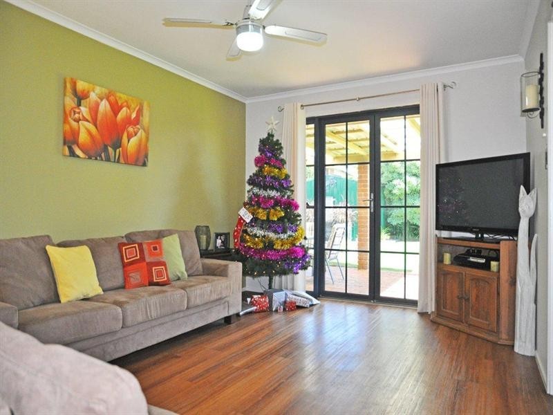 25 Nellie Street, Centenary Heights QLD 4350