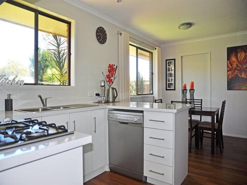 25 Nellie Street, Centenary Heights QLD 4350