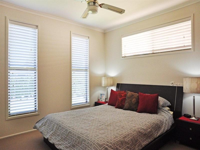 25 Nellie Street, Centenary Heights QLD 4350