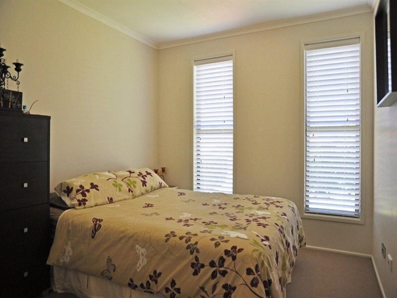 25 Nellie Street, Centenary Heights QLD 4350