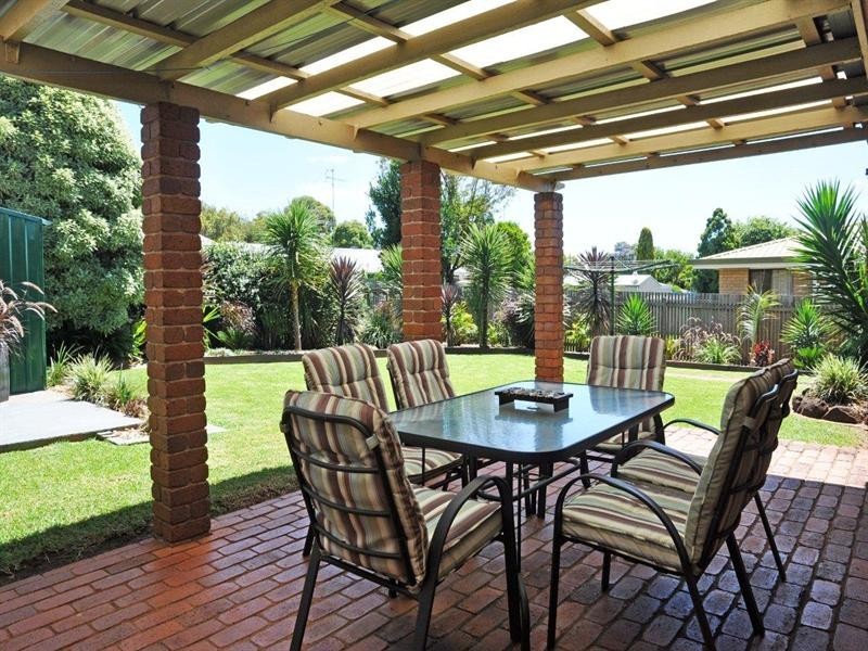 25 Nellie Street, Centenary Heights QLD 4350