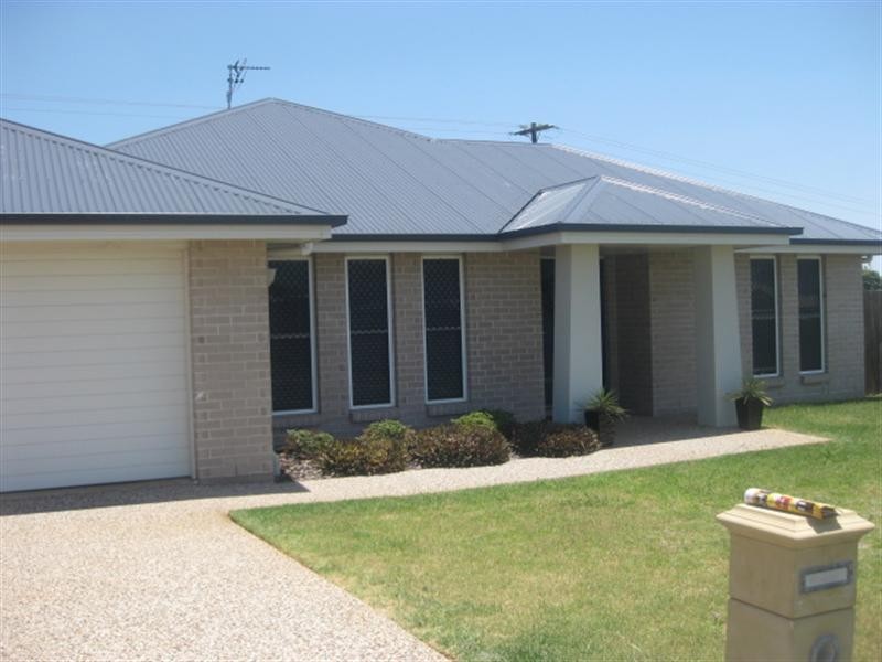 28 Smythe Drive, Highfields QLD 4352