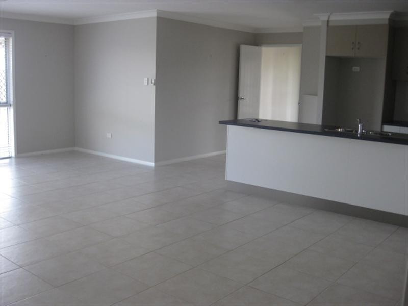 28 Smythe Drive, Highfields QLD 4352