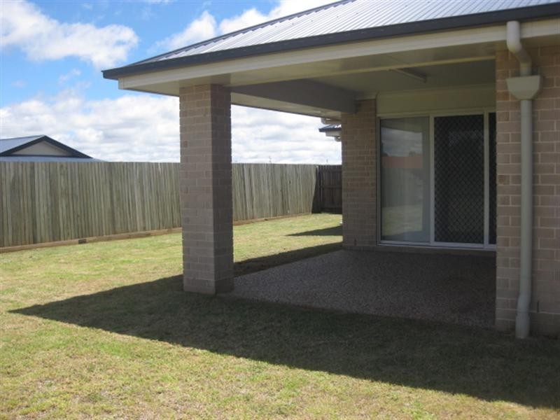 28 Smythe Drive, Highfields QLD 4352