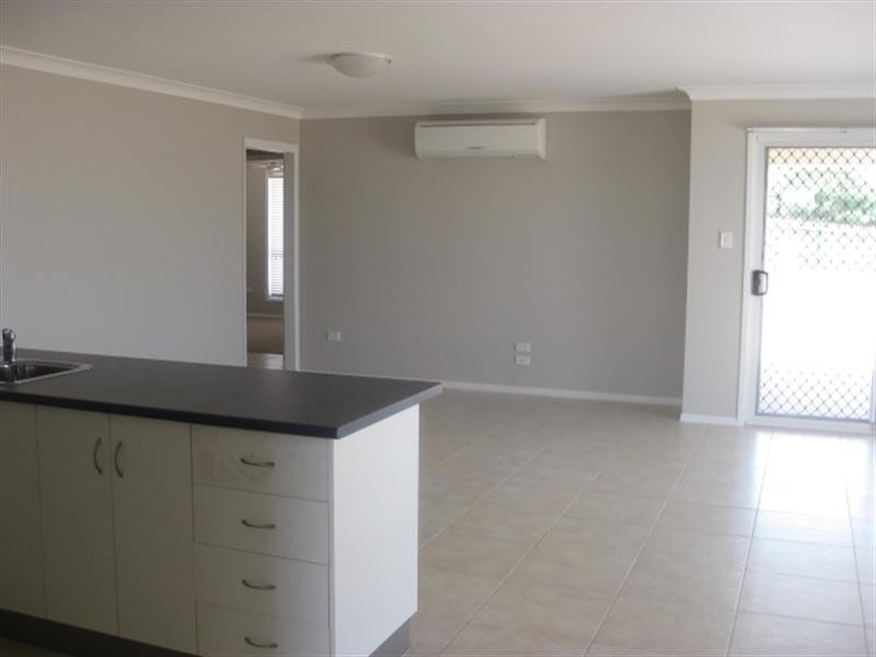 28 Smythe Drive, Highfields QLD 4352