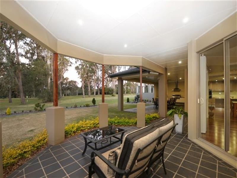 2 Bonville Court, Middle Ridge QLD 4350