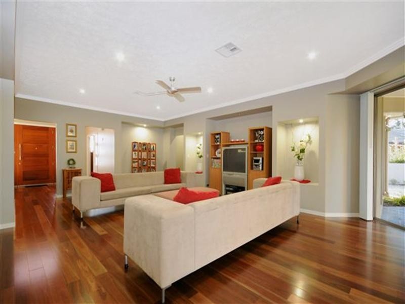 2 Bonville Court, Middle Ridge QLD 4350