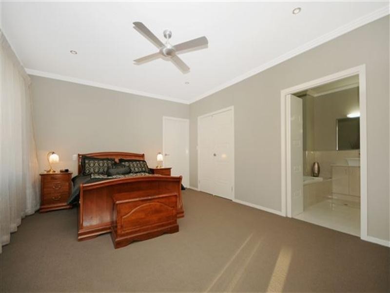 2 Bonville Court, Middle Ridge QLD 4350