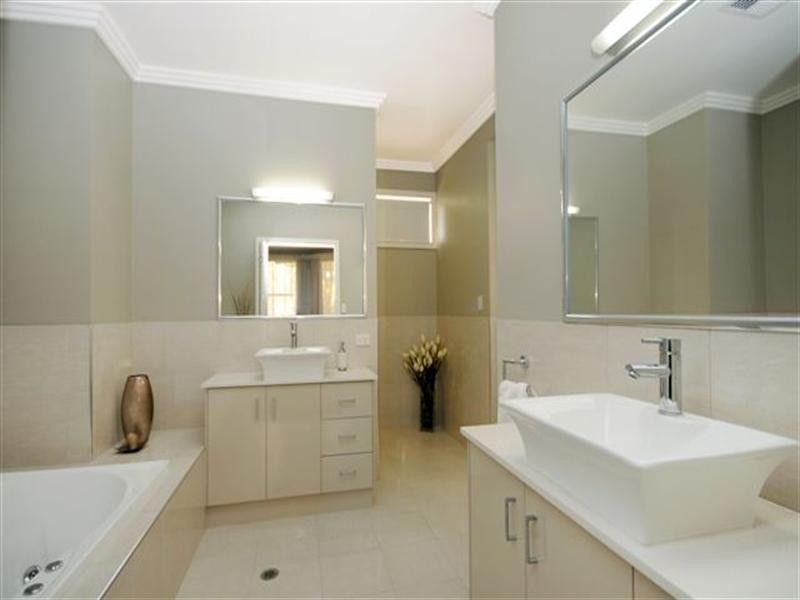 2 Bonville Court, Middle Ridge QLD 4350