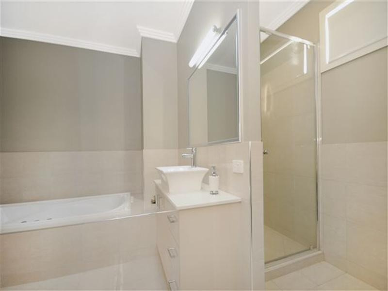 2 Bonville Court, Middle Ridge QLD 4350