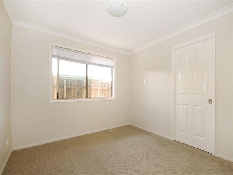 11 Tarlington Street, Middle Ridge QLD 4350