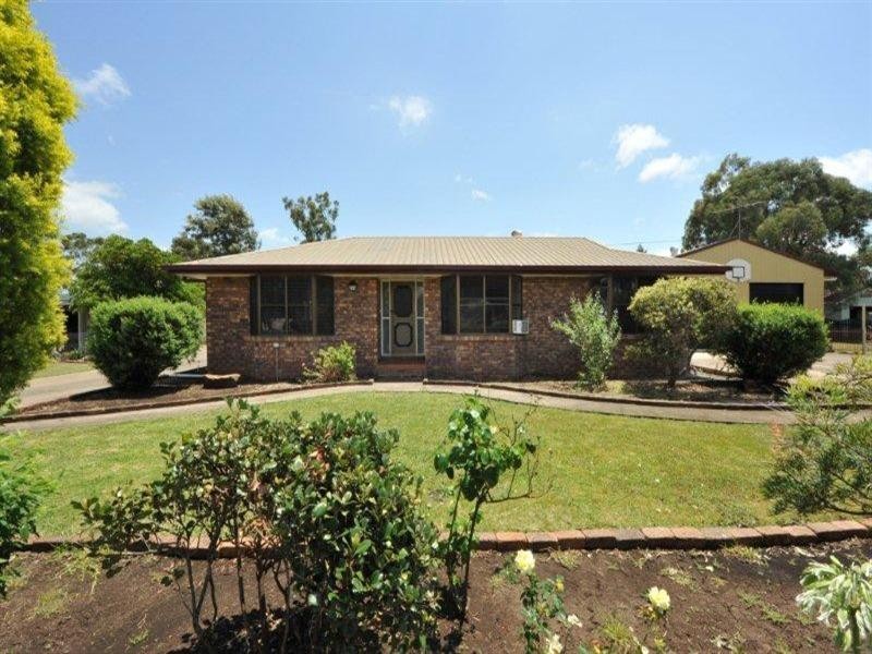 13 Gore Street, Westbrook QLD 4350