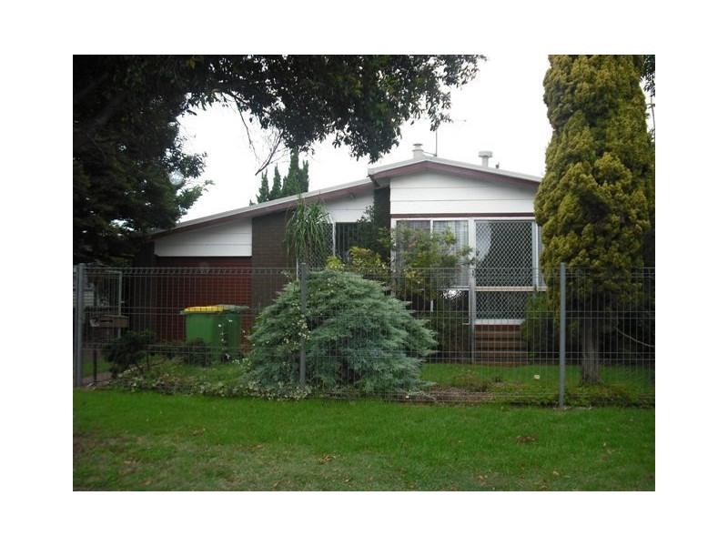 18 Fromalls Street, Harristown QLD 4350