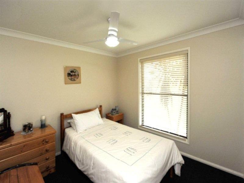 4 Whitman Street, Westbrook QLD 4350