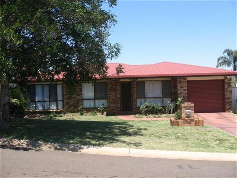 10 Ware Court, Darling Heights QLD 4350