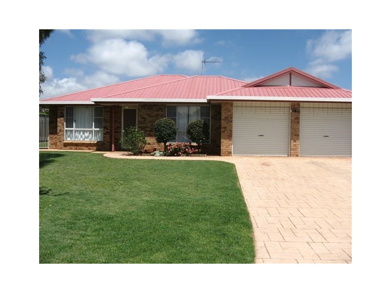 13 Gerbera Court, Middle Ridge QLD 4350