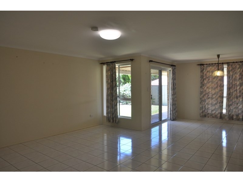 13 Gerbera Court, Middle Ridge QLD 4350