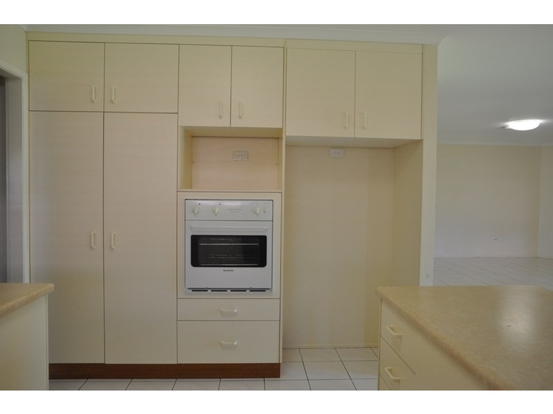 13 Gerbera Court, Middle Ridge QLD 4350