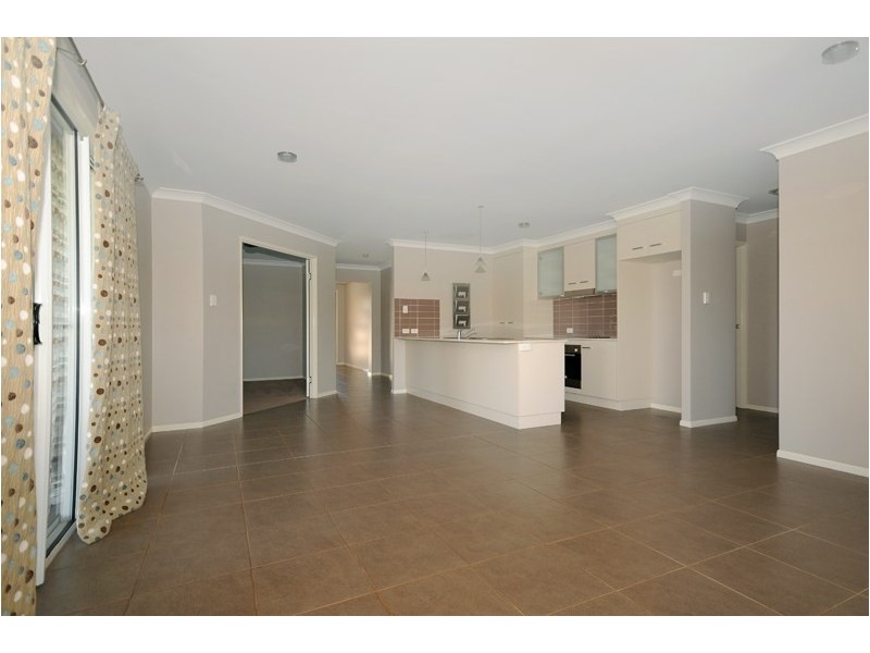 59 Smythe Drive, Highfields QLD 4352