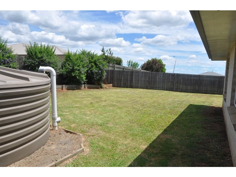 59 Smythe Drive, Highfields QLD 4352