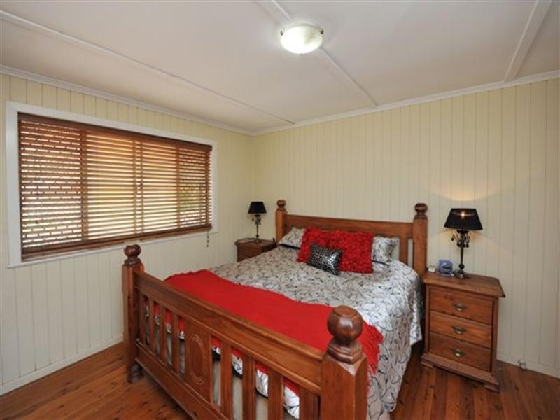 9 Wieck Street, Newtown QLD 4350