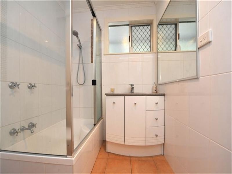 9 Wieck Street, Newtown QLD 4350