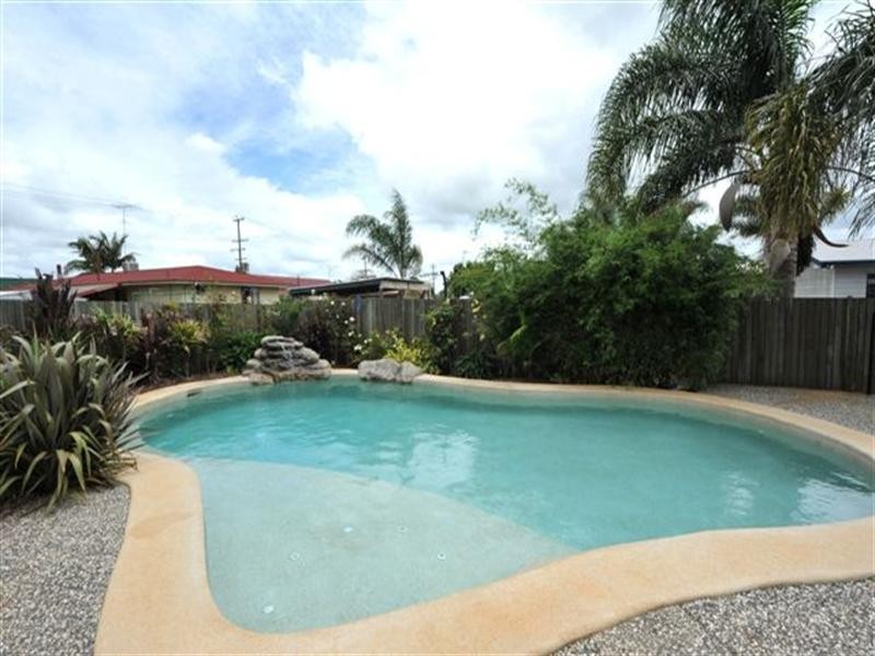 9 Wieck Street, Newtown QLD 4350