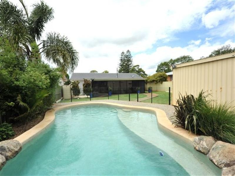 9 Wieck Street, Newtown QLD 4350