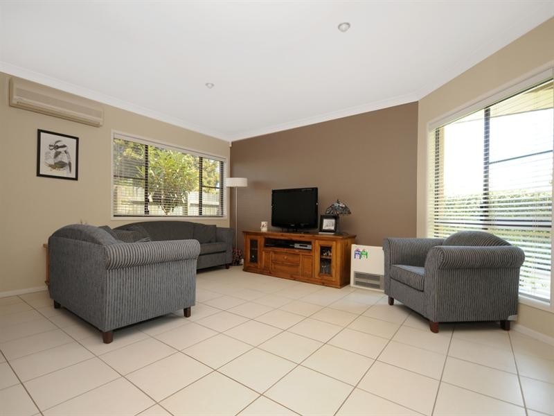 17 McClymont Drive, Rangeville QLD 4350