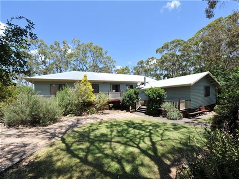 201 Postle Street, Mount Rascal QLD 4350