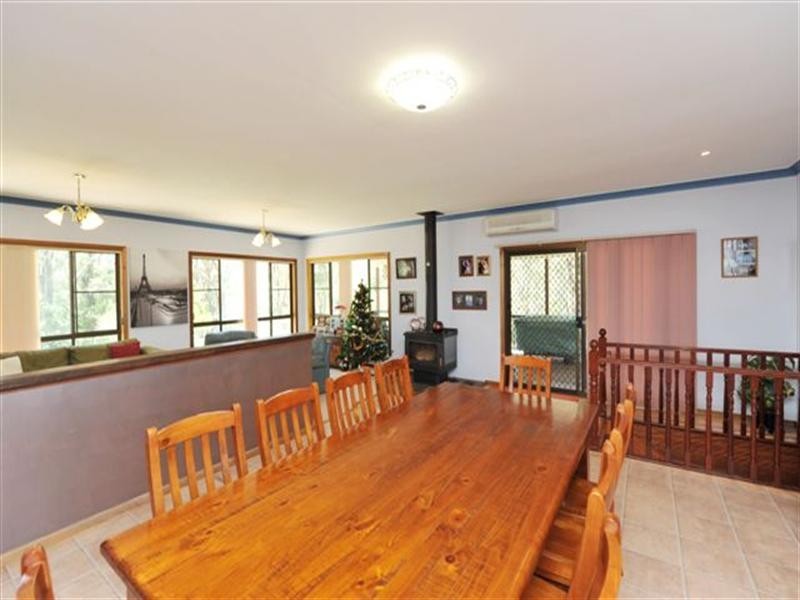 201 Postle Street, Mount Rascal QLD 4350