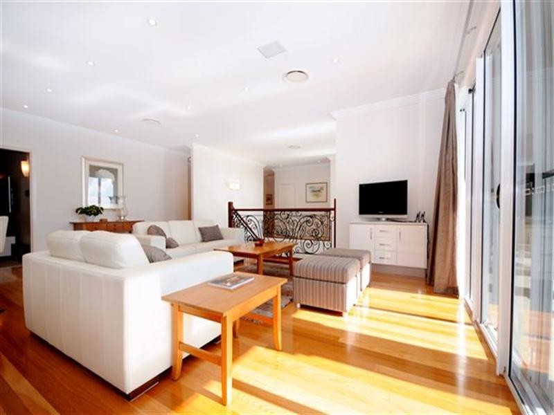 41 Windemere Terrace, Mount Lofty QLD 4350