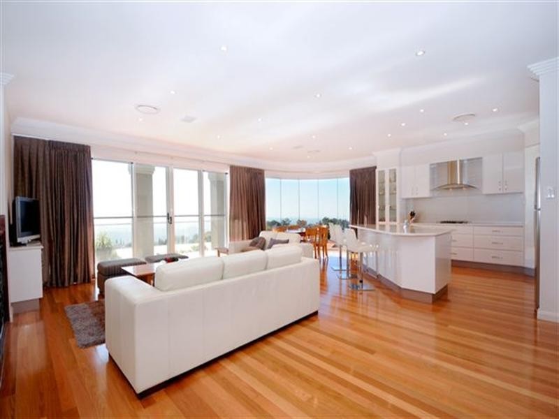 41 Windemere Terrace, Mount Lofty QLD 4350