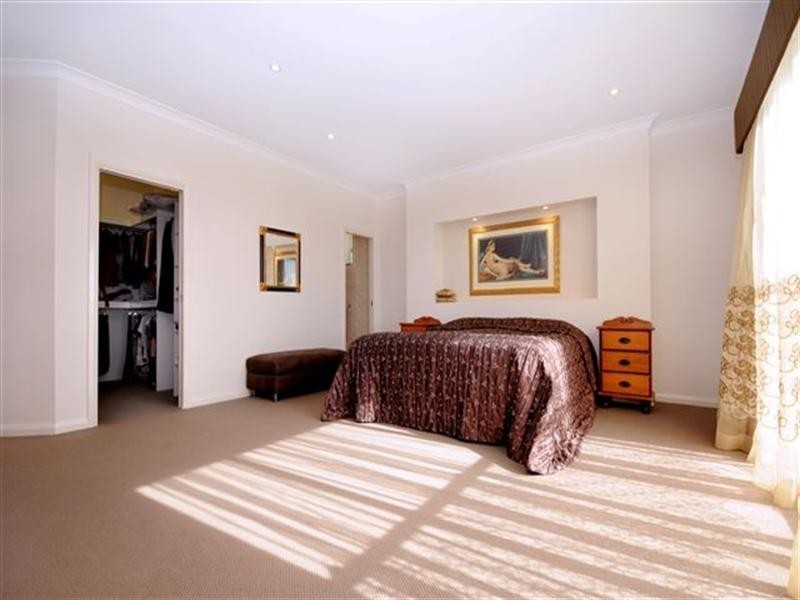 41 Windemere Terrace, Mount Lofty QLD 4350