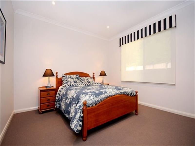 41 Windemere Terrace, Mount Lofty QLD 4350