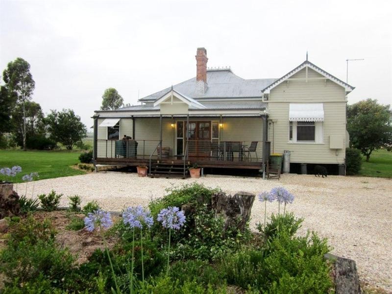 27 Ernst Road, Clifton QLD 4361