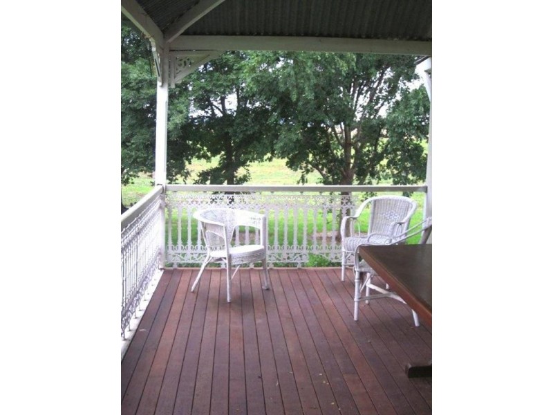 27 Ernst Road, Clifton QLD 4361