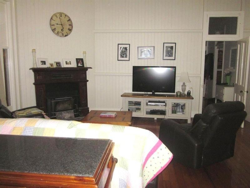 27 Ernst Road, Clifton QLD 4361