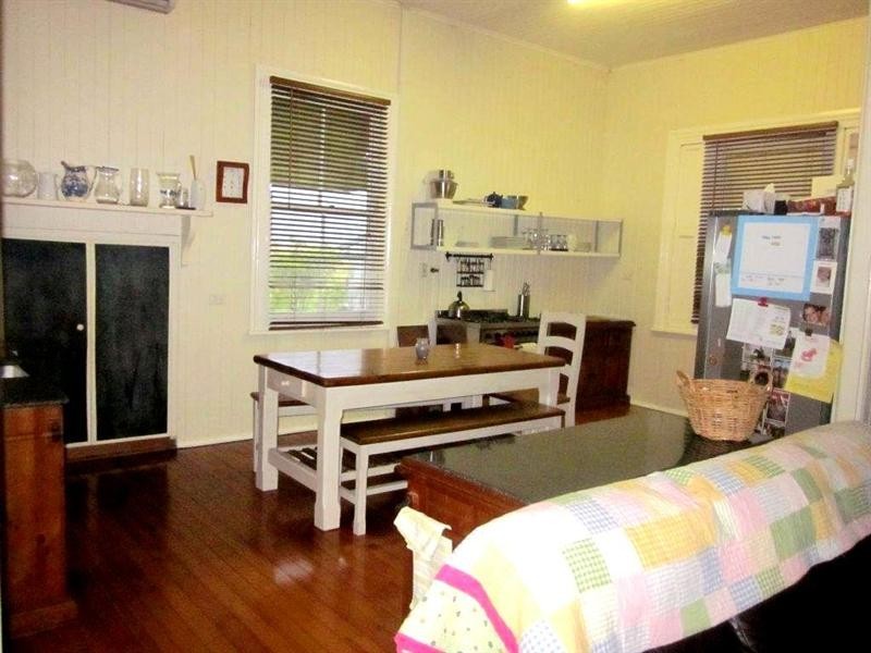 27 Ernst Road, Clifton QLD 4361