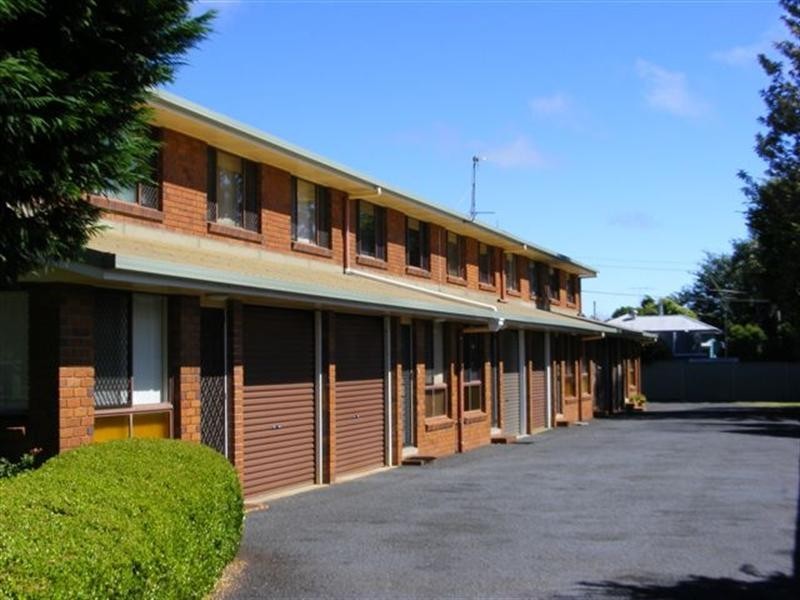 Unit 5/15 Edith Street, Newtown QLD 4350