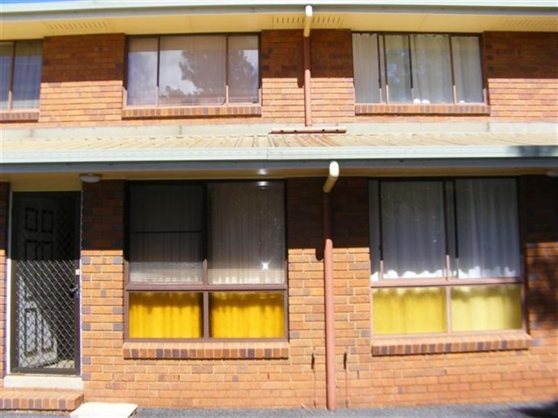 Unit 5/15 Edith Street, Newtown QLD 4350