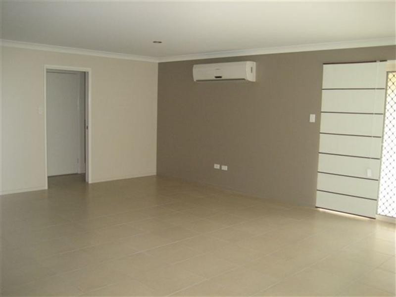 7 Beardsworth Street, Middle Ridge QLD 4350