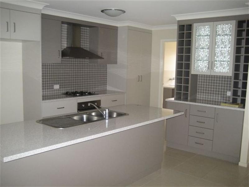 7 Beardsworth Street, Middle Ridge QLD 4350