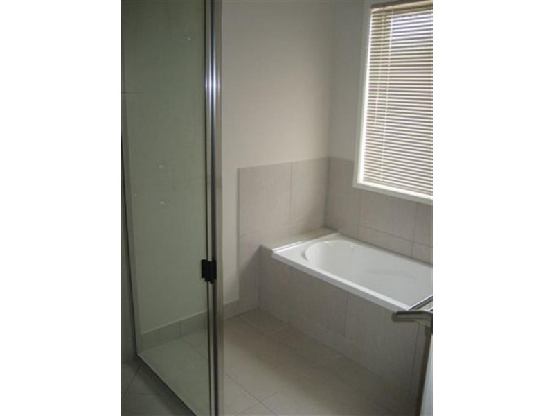 7 Beardsworth Street, Middle Ridge QLD 4350