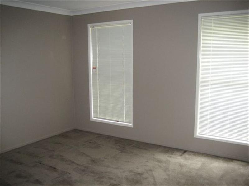 7 Beardsworth Street, Middle Ridge QLD 4350