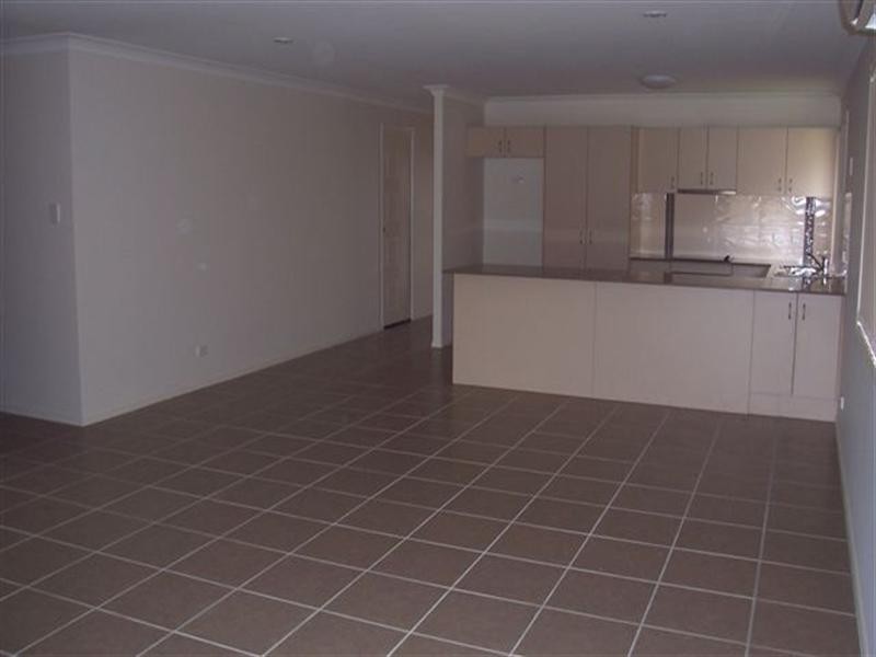 12 Moorina Drive, Harristown QLD 4350