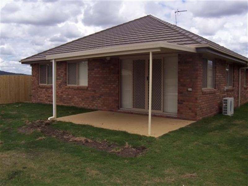 12 Moorina Drive, Harristown QLD 4350