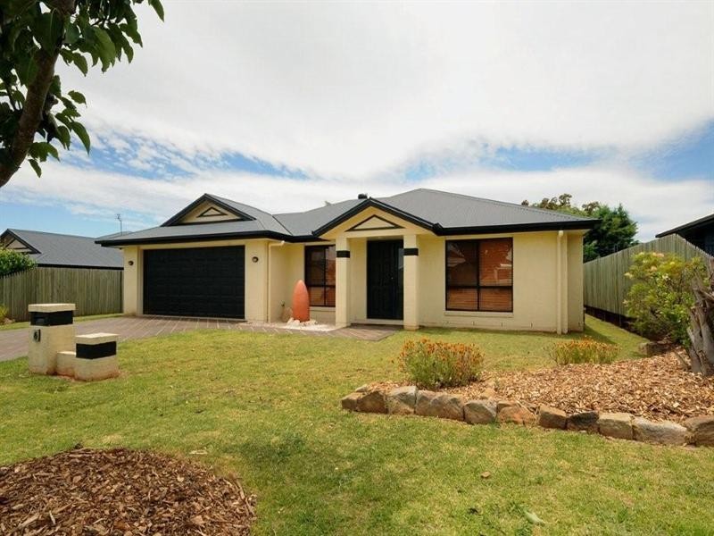 6 Scullin Street, Middle Ridge QLD 4350