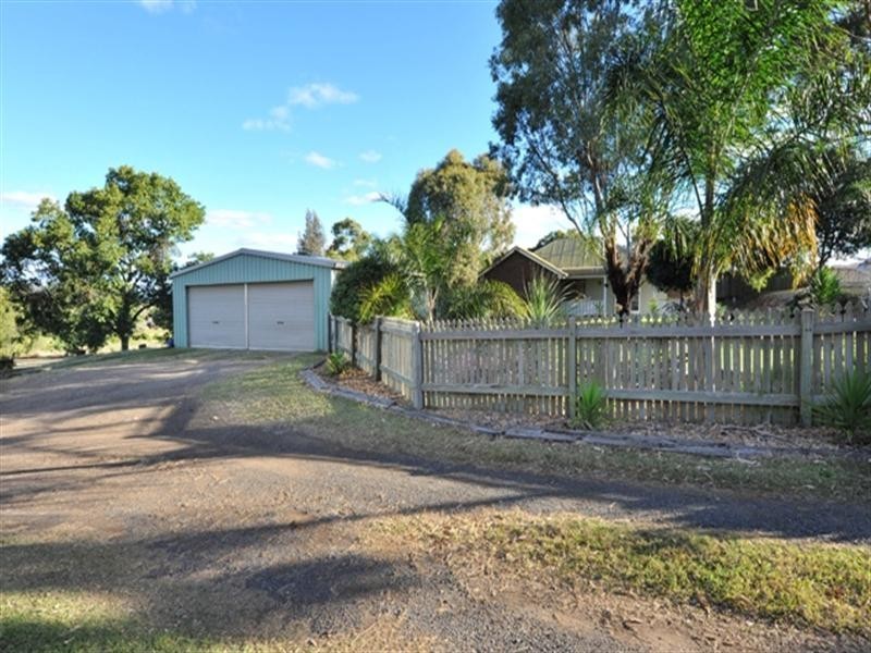 50 Glencoe Road, Kingsthorpe QLD 4400