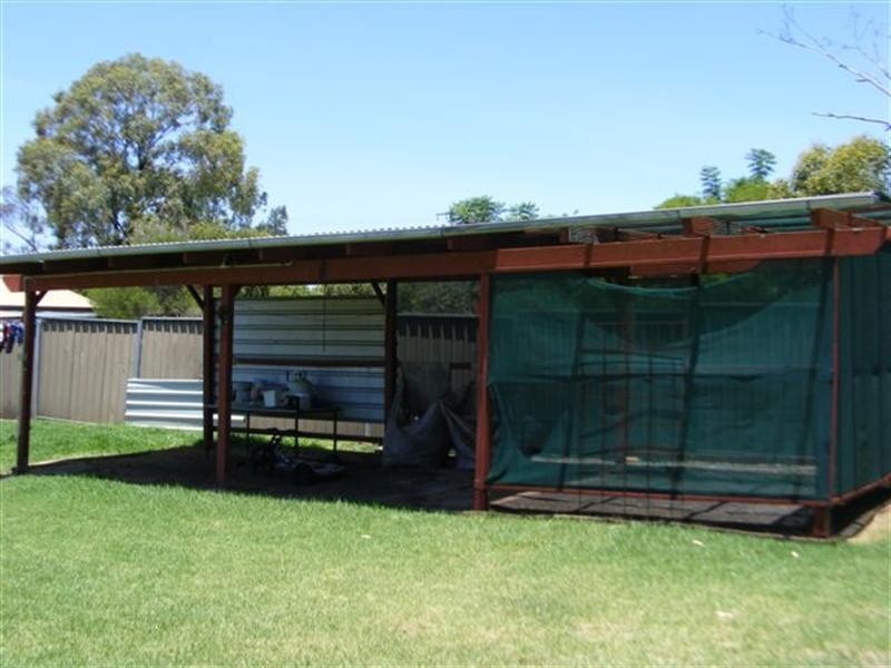 9 Ruby Street, Kingsthorpe QLD 4400